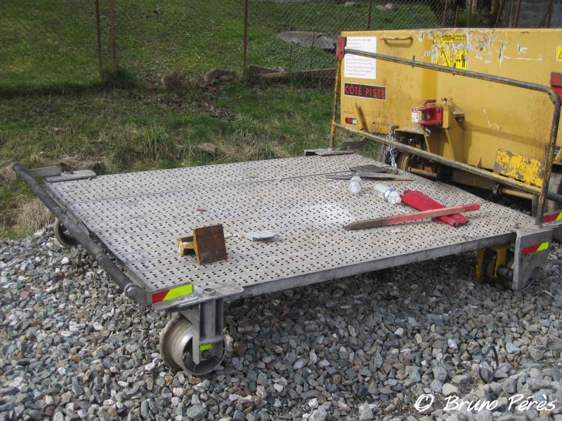 Lorry plateau - Non identifié (2) (light).JPG