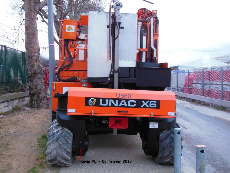 UNAC U860 avant.JPG