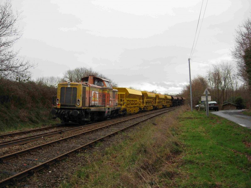 train trémie au PK 134_b.JPG