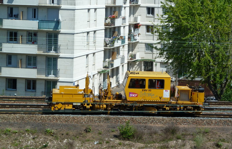 EMV 90 - TR7.606 - (2011-05-05 Tours).jpg