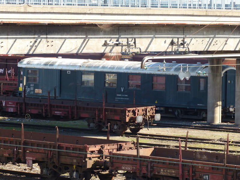 80 87 979 3 408-6 Uas H55 0 - SNCF TR (2014-03-06 St Pierre des Corps) (1).JPG