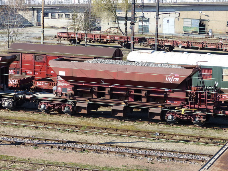 80 87 977 8 905-0 Uas D 12 6 PSL (2014-03-06 St Pierre des Corps) (2).jpg