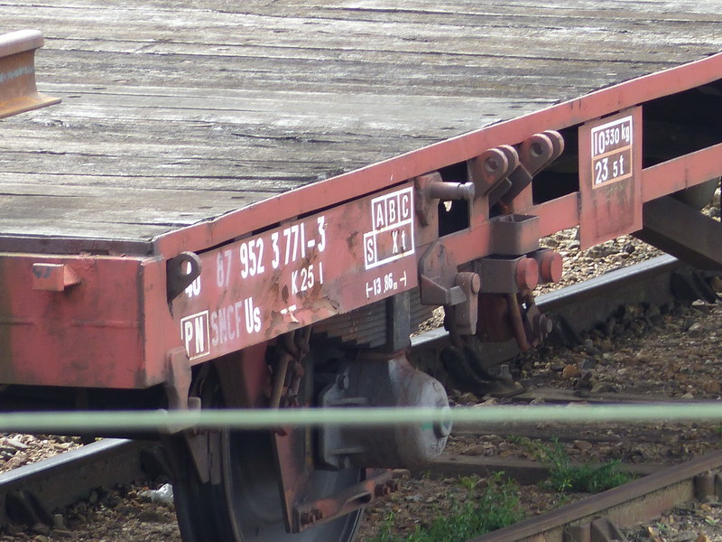 40 87 952 3 771-3 Us K25 1 SNCF-PN (2014-03-31 St Pierre des Corps) (5).jpg