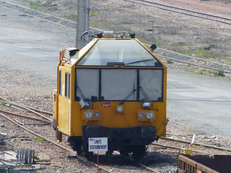 PVI - 6.154  SNCF-RO (2014-04-12 St Pierre) (2).jpg