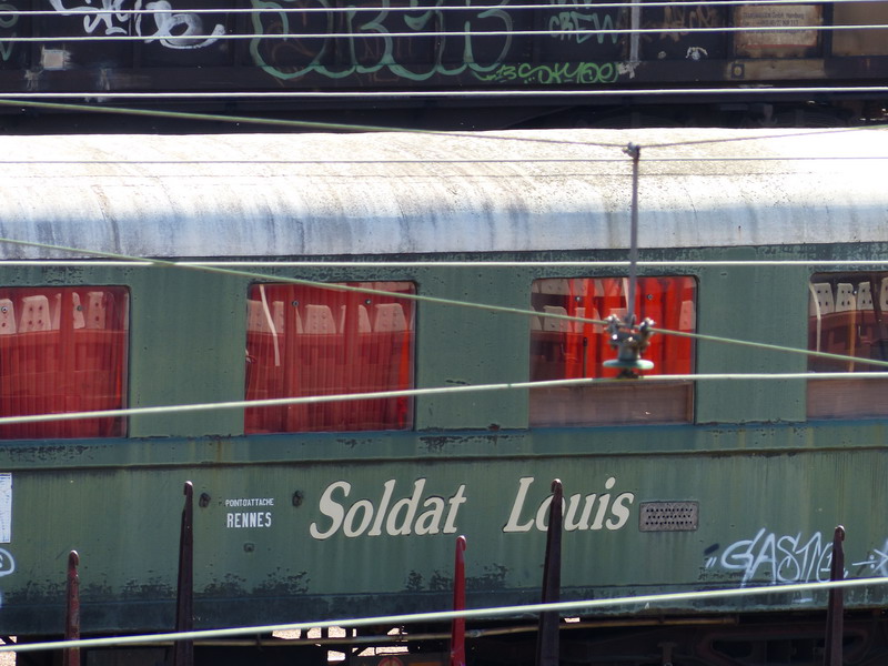 80 87 979 0 887-4 Uas H55 0 SNCF-RN (2014-04-17 St Pierre des Corps) (2).jpg
