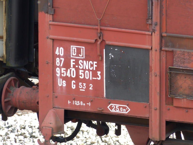 40 87 954 0 501-3 Us G53 2 F SNCF-DJ (2014-04-18 St Pierre des Corps) (2).jpg