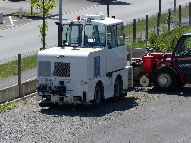 Tracteur Socofer VAL A03346 (2014-05-16 St Pierre des Corps) (5).jpg