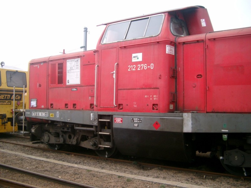 V212 276-0 Moulins 26-02-2006 03 reduit.JPG