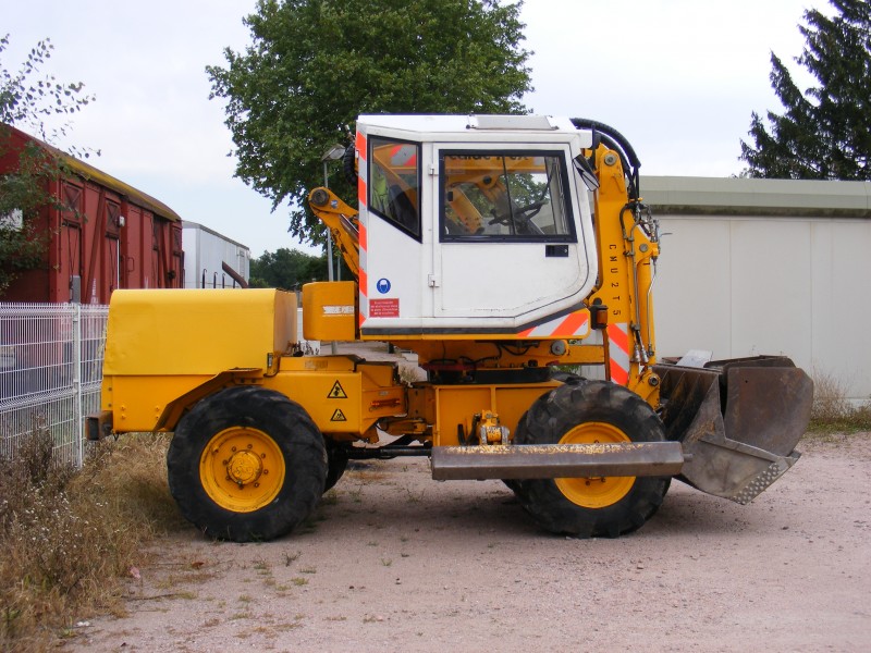 MECALAC 11CX - 02735 (3).JPG