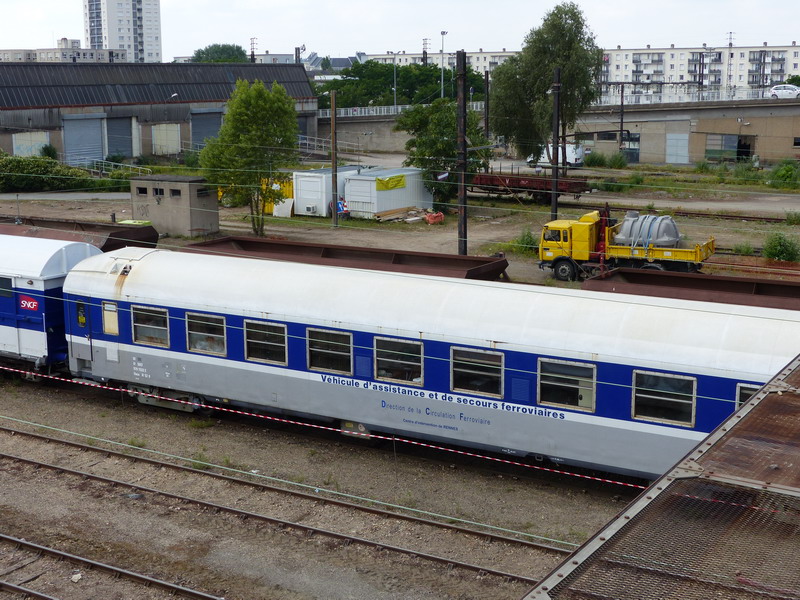 80 87 979 1 533-3 Uass H52 0 SNCF-RN (2014-06-20 St Pierre des Corps) (3).jpg