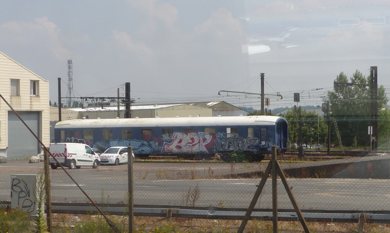 80 87 979 3 416-9 Uas H55 0 F SNCF-TR (2014-07-23 gare de SPC) (2).jpg