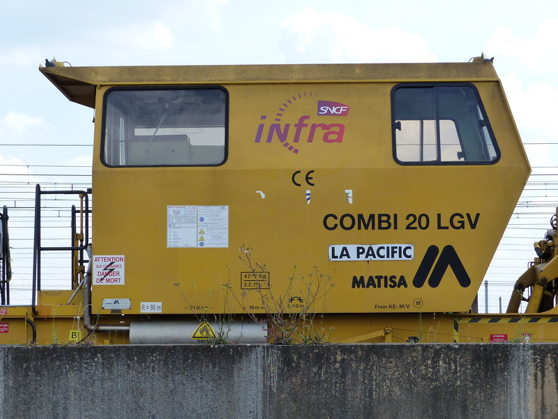 99 87 9 128 321-6 Combi 20 LGV (2014-07-27 Infrapôle LGV A SPC) (2).JPG