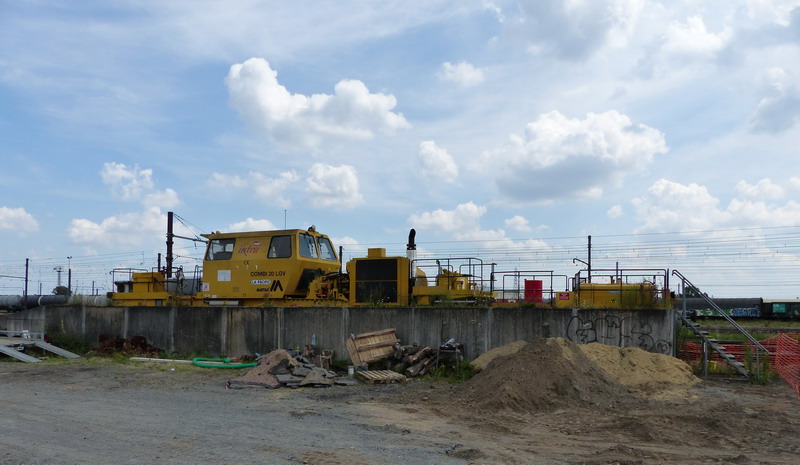 99 87 9 128 321-6 Combi 20 LGV (2014-07-27 Infrapôle LGV A SPC) (5).jpg