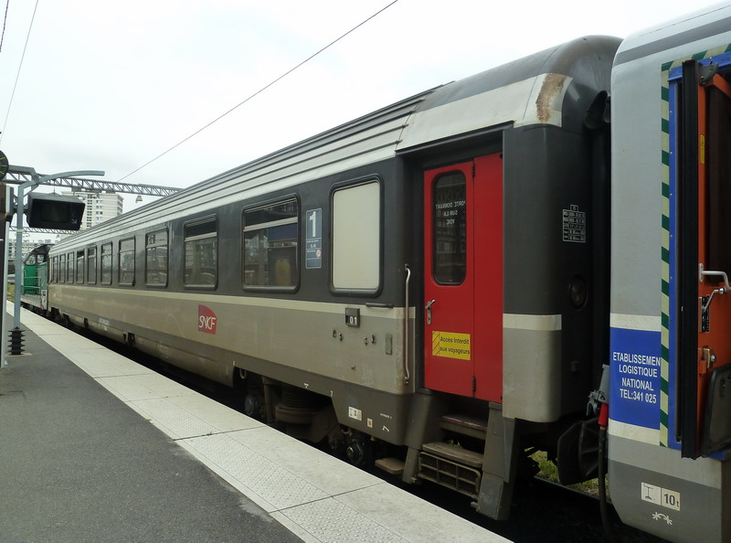 Train Mauzin 213 (2014-08-06 gare de Tours) (5).JPG
