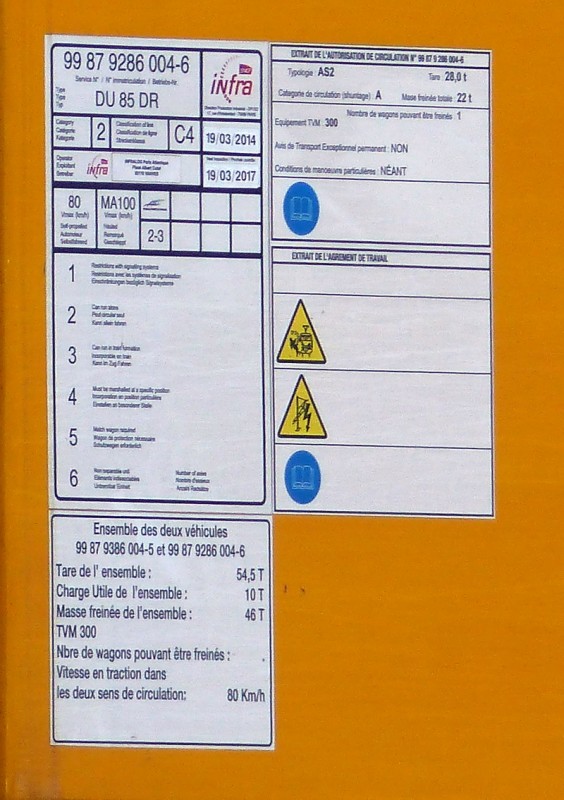 99 87 9 286 004-6 DU 85 DR (2014-09-07 Infrapôle LGV A de SPDC) (4).jpg