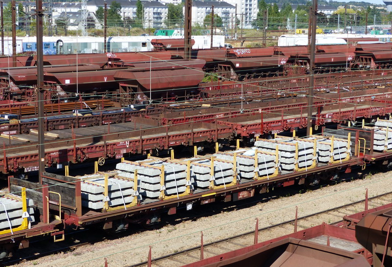 80 87 972 3 426-3 Ua R09 5 F SNCf-PSL (2014-09-12 SPDC) (1).jpg