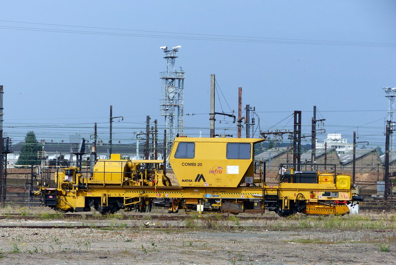 99 87 9 128 057-6 Combi 20 SNCF-INFRA-TR (2014-09-13 SPDC) (1).jpg