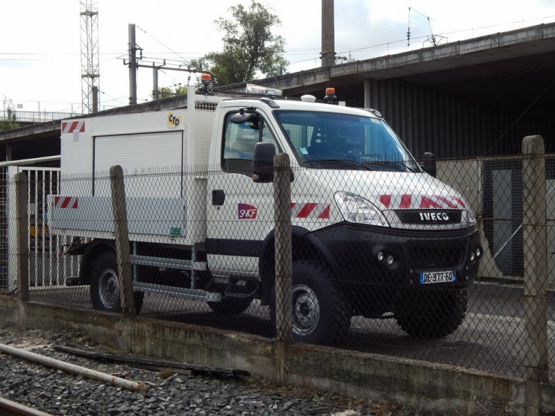 IVECO DAILY - DE 977 FO - INFRA (1) (Copier).JPG