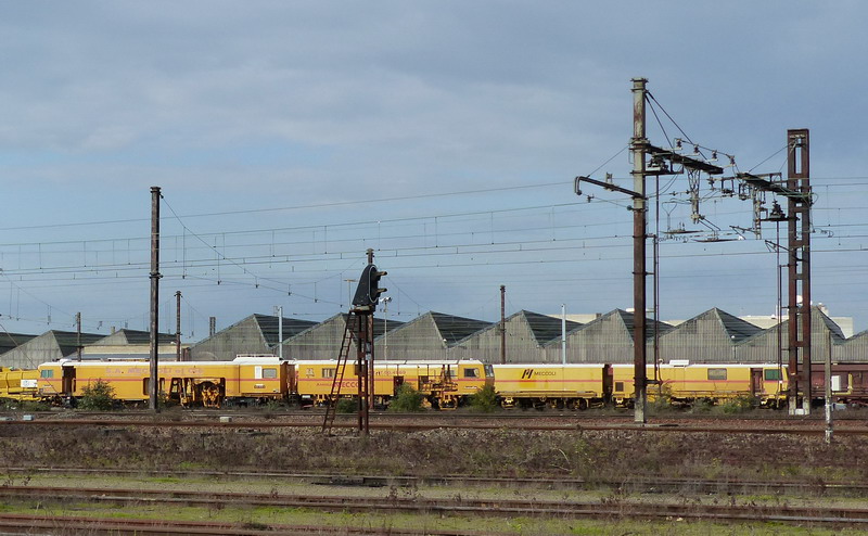 99 87 9 121 501-0.jpg