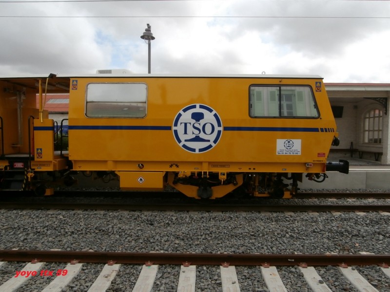 AC 09 F (i) n°2349=2.JPG