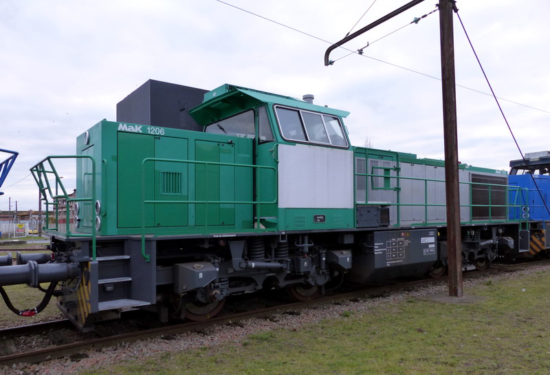 G 1206 BB 100 1377 (2014-12-20 SPDC) Livrée verte 1377 ex 61013 (8).jpg