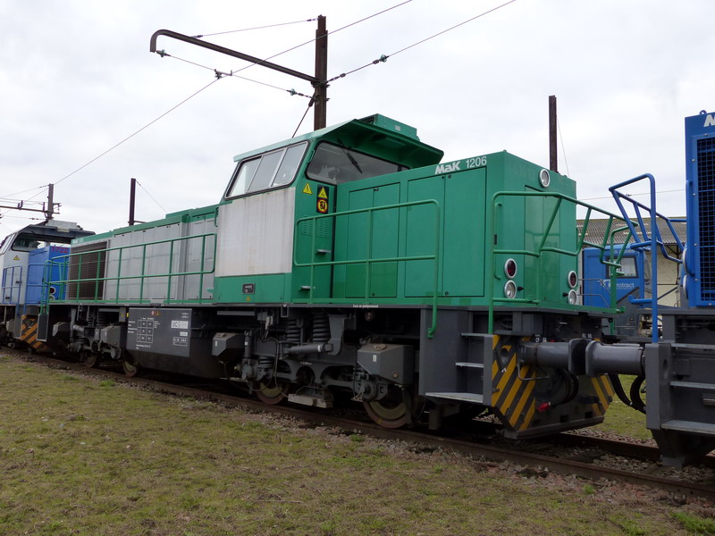 G 1206 BB 100 1377 (2014-12-20 SPDC) Livrée verte 1377 ex 61013 (6).jpg