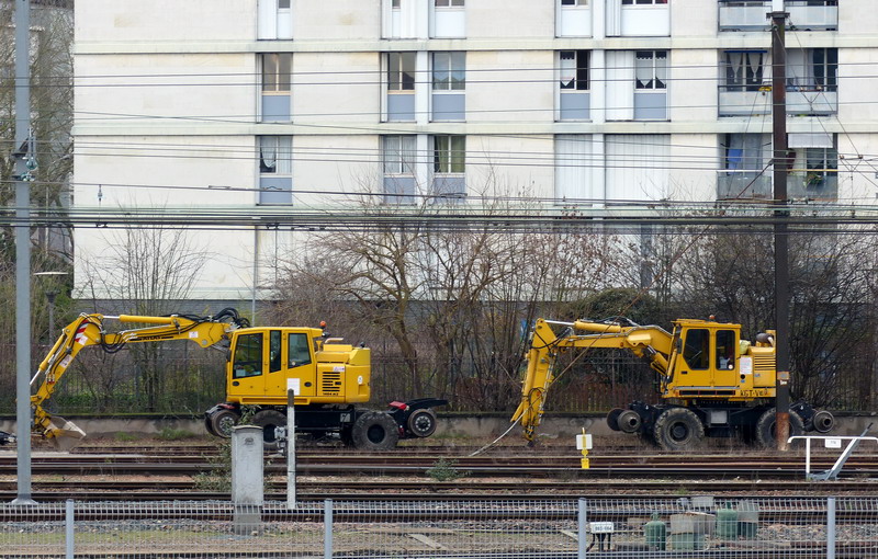 Geismar KGT-Ve n°4781 Meccoli (2015-01-13 Tours) (1) + ATLAS 1404 MZ.jpg