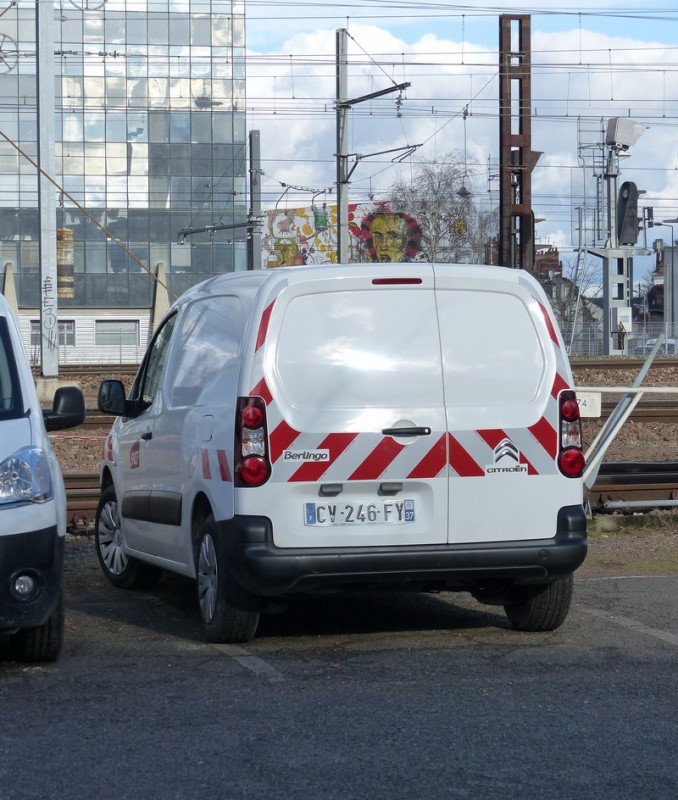 Citroën Berlingo (2015-02-21 Infrapôle UP voie de Tours) CV-246-FY (37).jpg