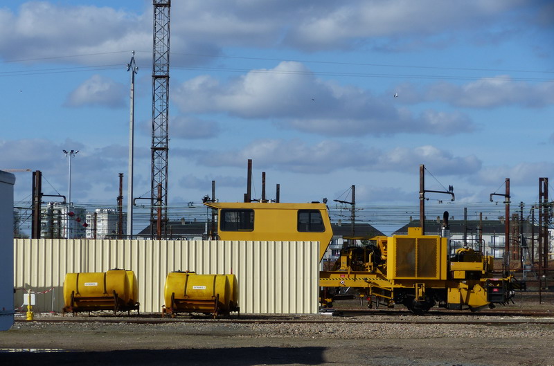 99 87 9 128 057-6 Combi 20 SNCF-INFRA-TR (2015-02-22 Crem de SPDC) (1).jpg