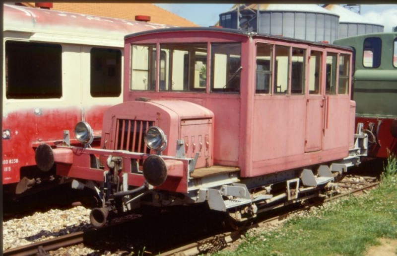 DRAISINE BORDEAU.JPG