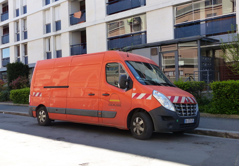 Renault Master dci 125 F 3500 (2015-04-08 Tours) BV-073-LR (1).jpg