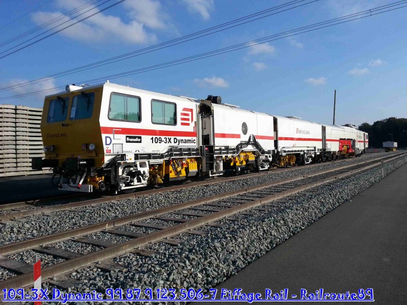109-3X Dynamic 99 87 9 123 506-7 Eiffage Rail (1) Sttx Forum.jpg