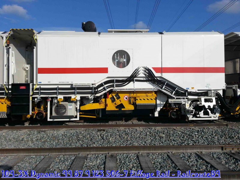 109-3X Dynamic 99 87 9 123 506-7 Eiffage Rail (5) Sttx Forum.jpg