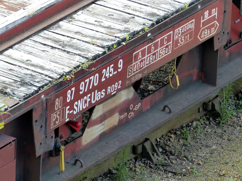 80 87 977 0 245-9 Uas R09 2 F SNCF-PSL (2015-05-21 SPDC) (2).jpg