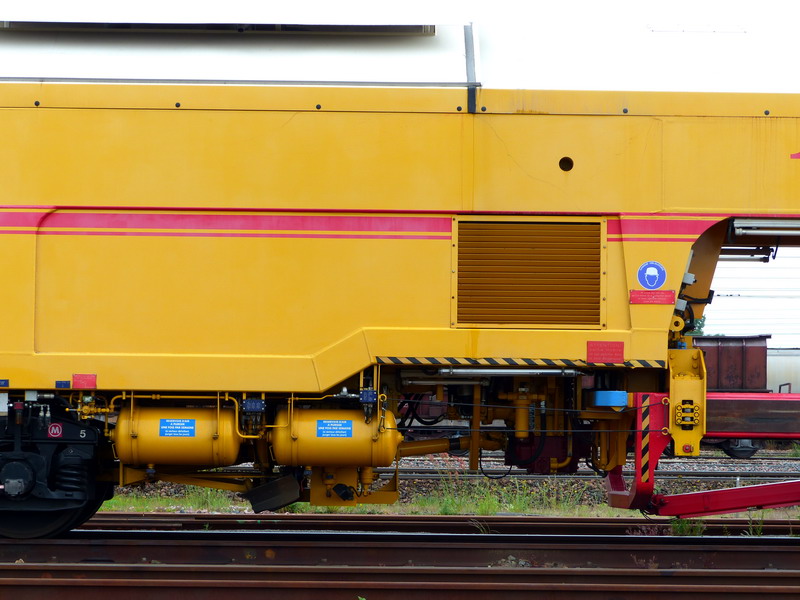 99 87 9 121 524-2 Type 109 3XRD (2015-05-31 Infrapôle LGV A de SPDC) Meccoli (6).jpg