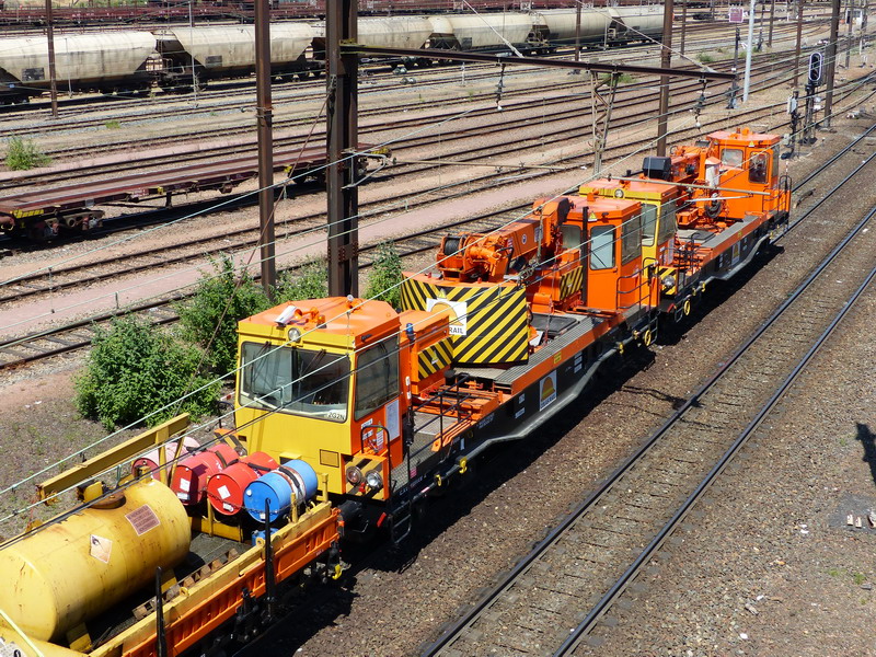 (5) 99 87 9 258 506-4 (2015-06-04 SPDC) Colas Rail VT 95015 - F 52600 31 (5).jpg