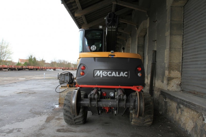 Mecalac5.jpg