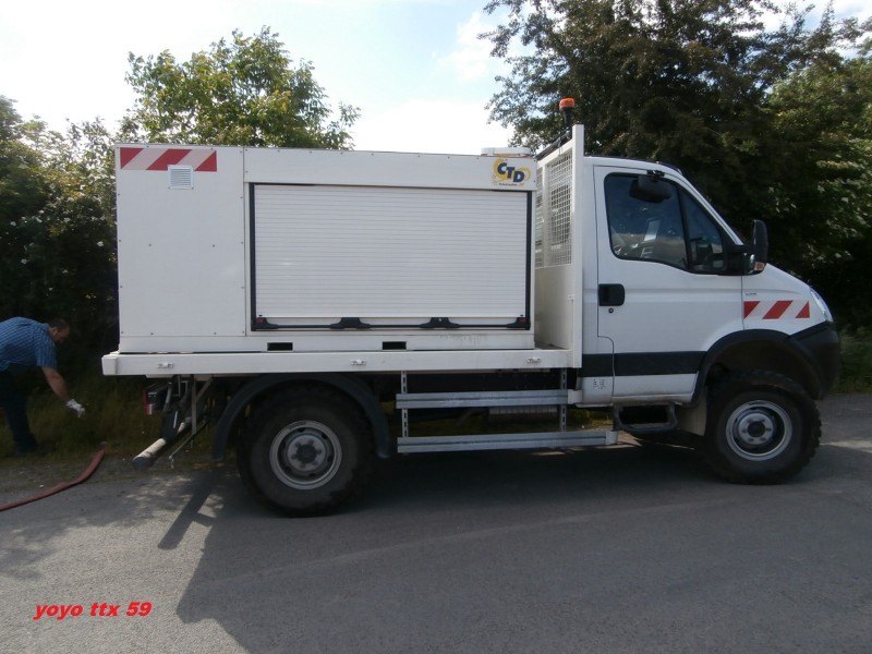 SNCF IVECO DAILY 4X4 DE026BM69=2.JPG