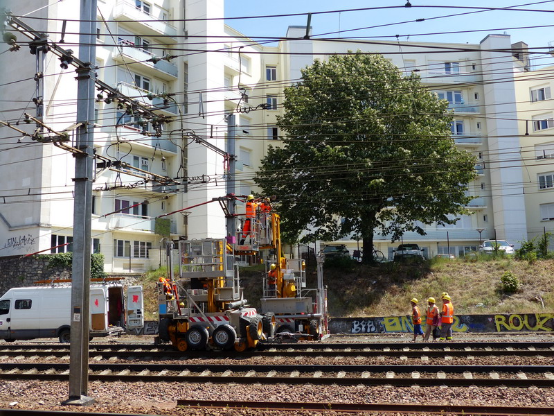 4'Axe 06.83.xxx SNCF-TR 61 (2015-07-11 Tours) (3).jpg