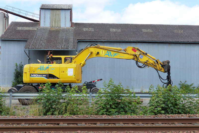 DOOSAN 140 WV-RW Solar (2015-07-14 gare de Neuillè Pont-Pierre) AVT TP (12).jpg