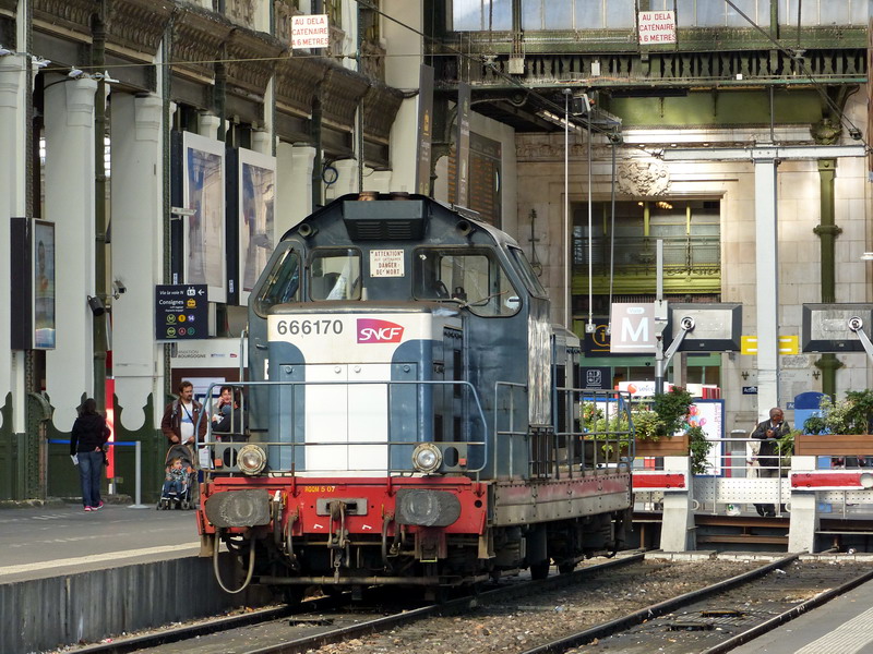 66170 (2015-09-20 gare de Paris Lyon) (4).jpg