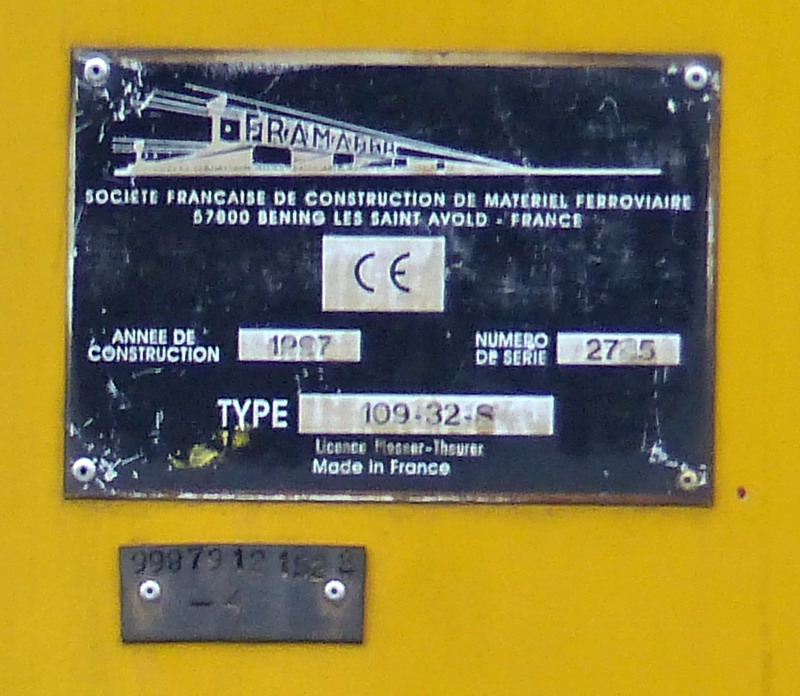 99 87 9 121 523-4 Type 109-32 S (2015-10-25 Infrapôle LGV A à SPDC) TSO (2.jpg