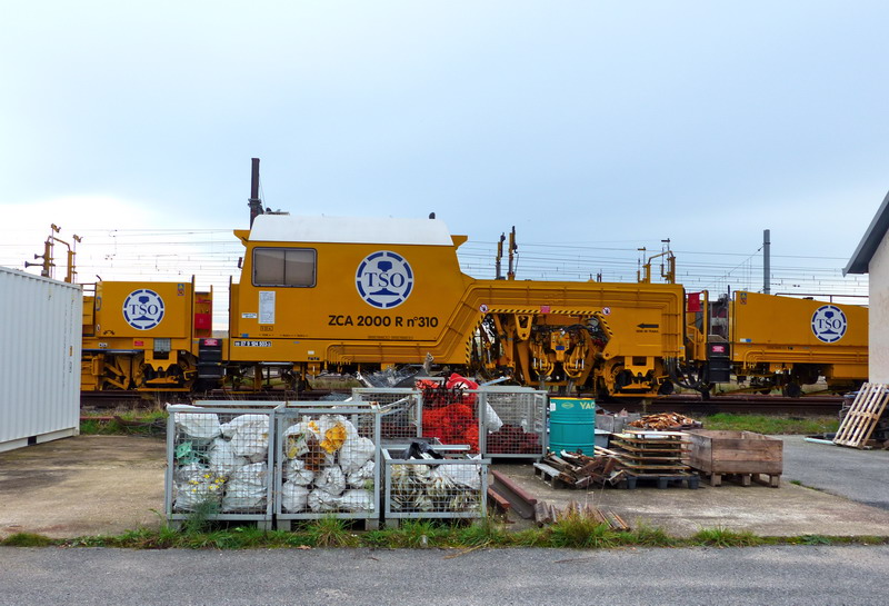 99 87 9 124 503-3 Type ZCA 2000 (2015-11-05 Infrapôle LGV A de SPDC) TSO (1).jpg