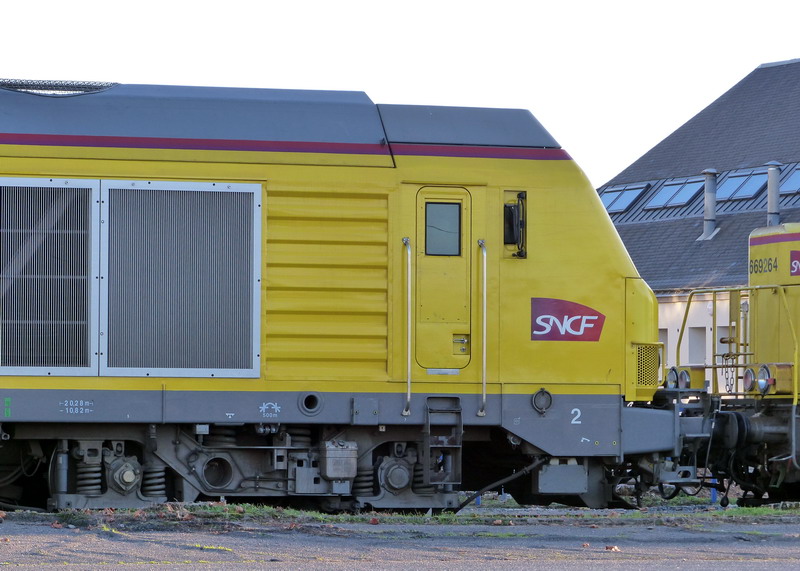 75016 (2015-11-22 dépôt de SPDC) 92 87 0075 016-1 F-SNCF (4).jpg