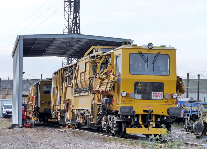 (1) 99 87 9 125 518-0 RGT 35 2B N°279.jpg