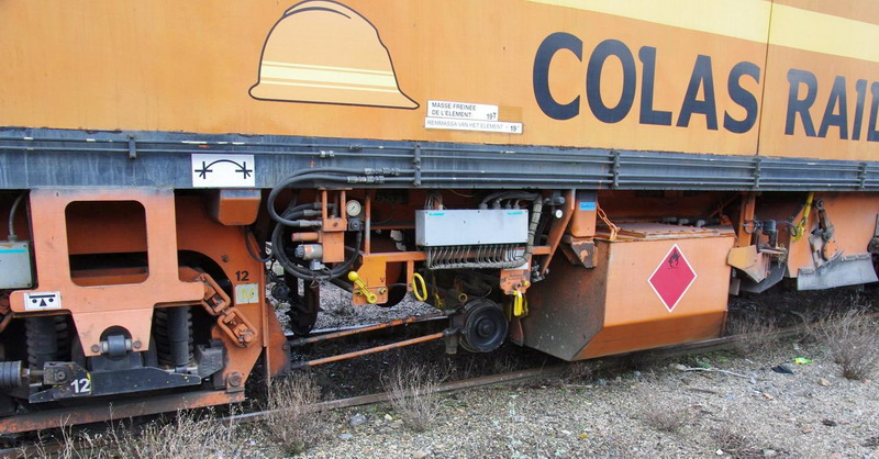 99 87 9 124 517-3 (2014-05-23 St Quentin) 108 475 S Colas Rail (28).jpg
