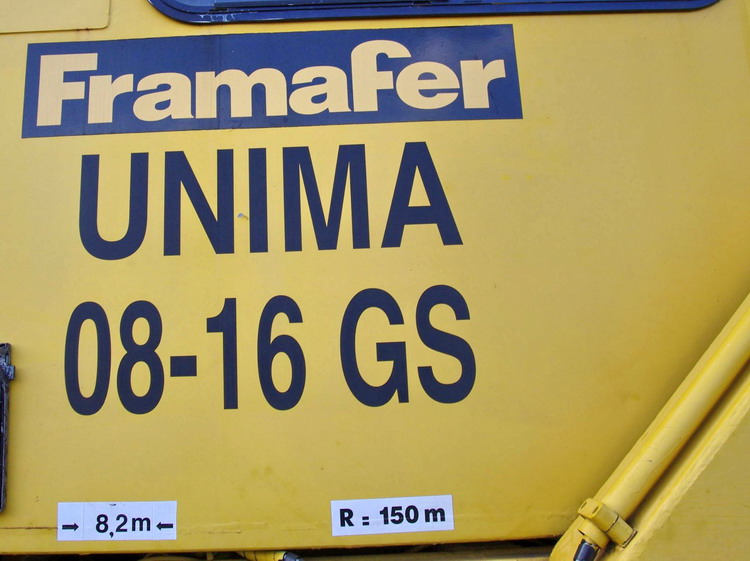 99 87 9 222 012-6 (2013-02-20 gare de Tergnier) Unima 08-16 GS - SNCF-AM ex 7.412 (13).jpg
