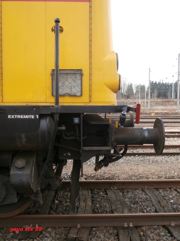 V212 N°V212J 99 87 9 182 620-4=13.JPG