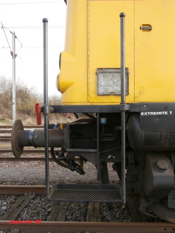 V212 N°V212J 99 87 9 182 620-4=18.JPG