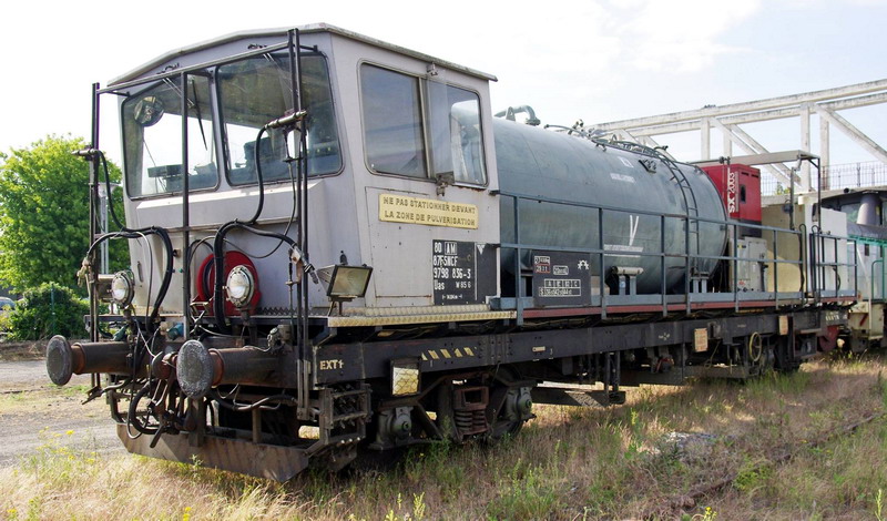 80 87 979 09 836-3 Uas W85 6 F SNCF-AM (2015-06-14 gare de Tergnier) (19).jpg